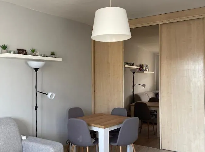 شقة Mieszkanie 2 Pokojowe غدانسك